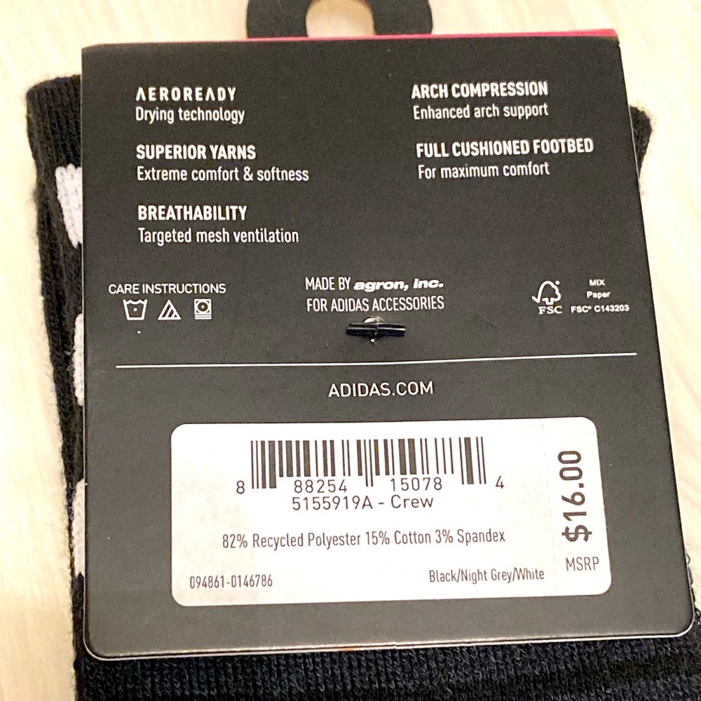 NWT!! Women’s Adidas b&w crew socks - Picture 5 of 5